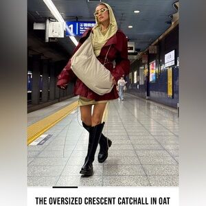 Beis new Crescent Catchall in Oat